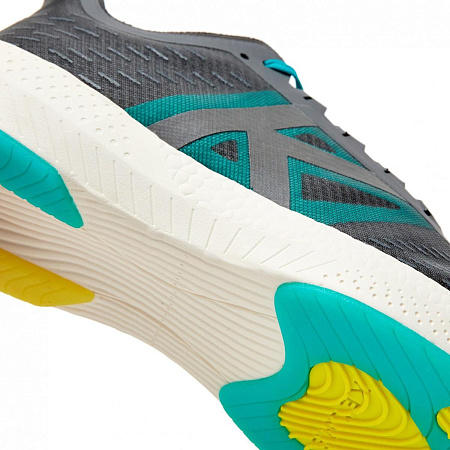 Кроссовки Kelme MN Thunderstorm (46958-702)